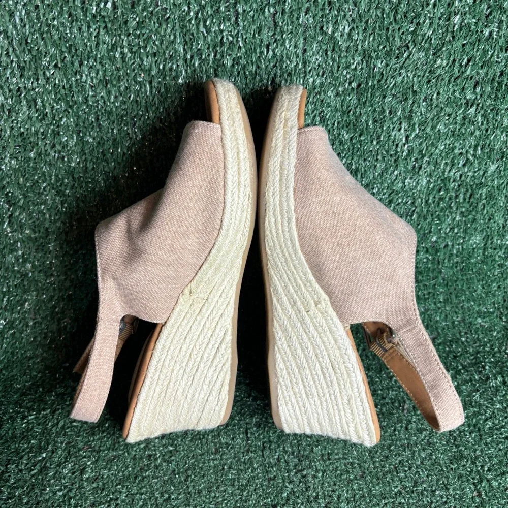 b.o.c. Born Concept Z31311 Canvas Espadrille Wedge Sandal Tan Beige Womens Sz 7M